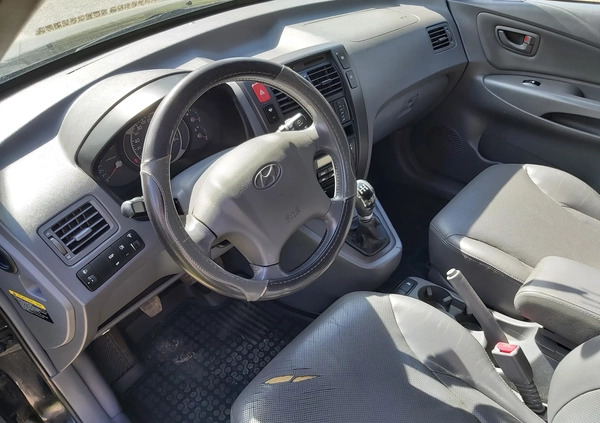 Hyundai Tucson cena 14100 przebieg: 198500, rok produkcji 2005 z Nekla małe 106